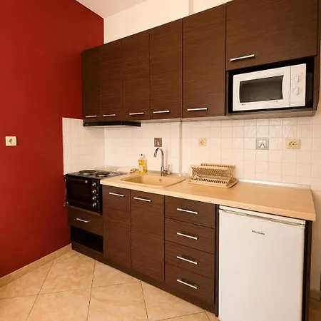 Kladis Club Holidays Aparthotel 4*